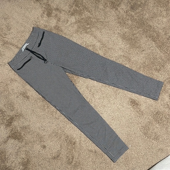 Urban Outfitters Women’s Black & White Plaid Trousers - Picture 2 of 5